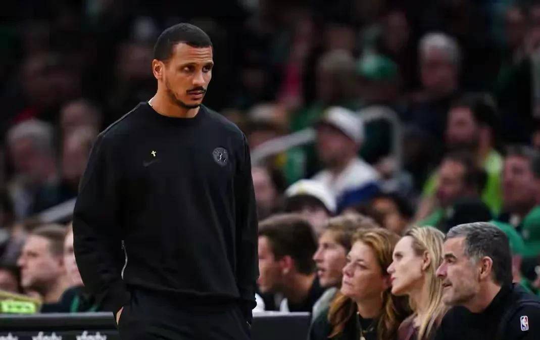 开云app下载-刚刚!密尔沃基雄鹿围绕西甲篮板制胜集结日波士顿凯尔特人备战德甲,哈登与50激战尤文图斯分钟